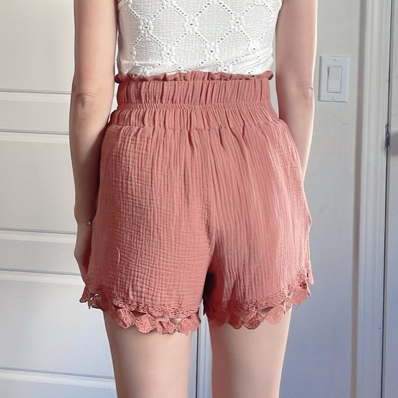 Boho High Waisted Cotton Lace Paper bag Shorts NWoT Sz L - Picture 6 of 8